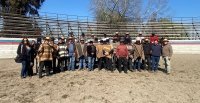 Clínica de Rodrigo Castell reunió a criadores y corraleros en Longaví