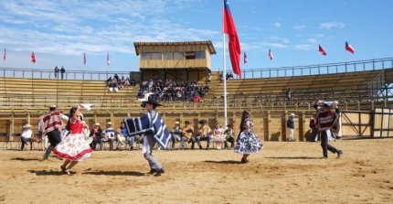 Medialuna Valle Hermoso acogió el lanzamiento del III Campeonato Nacional de Cueca Huasa