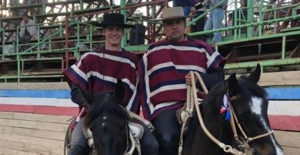 Sebastián Río y Manuel Martínez lograron un sólido triunfo en la Asociación Santiago