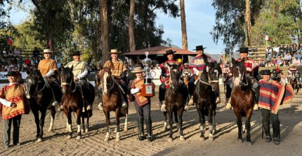 La ceremonia previa de la Serie de Campeonas del Nacional Femenino
