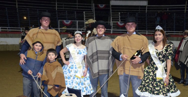 Con harta pasión y buenas colleras se corrió el tradicional Rodeo "De Quincha en Quincha"