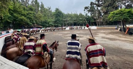 Johnny Aravena y Jorge Cerda triunfaron en rodeo a beneficio de José Adolfo Muñoz en Mallarauco