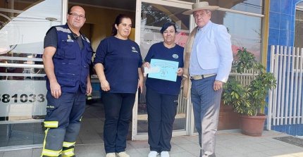 Zona Centro, Asociación Ñuble y Ferochi ayudaron a bomberos y socio afectado por incendios