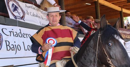 Bernardo Meza lució su experiencia y se alzó como campeón de la Rienda en Cauquenes