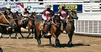 Las colleras premiadas a la final del Clasificatorio Zona Sur 2026